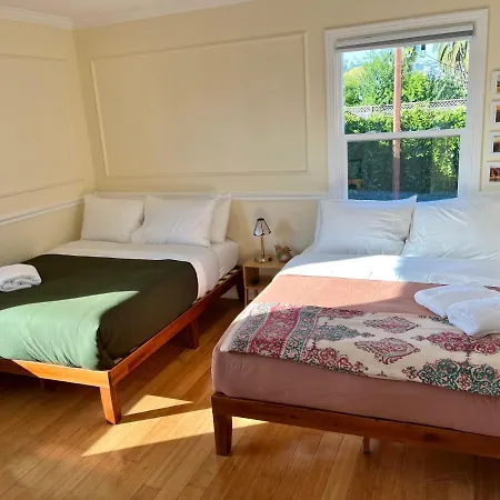 Spacious Renovated Petaluma Home- Pool Table, Fire Pit, Parking Exterior foto